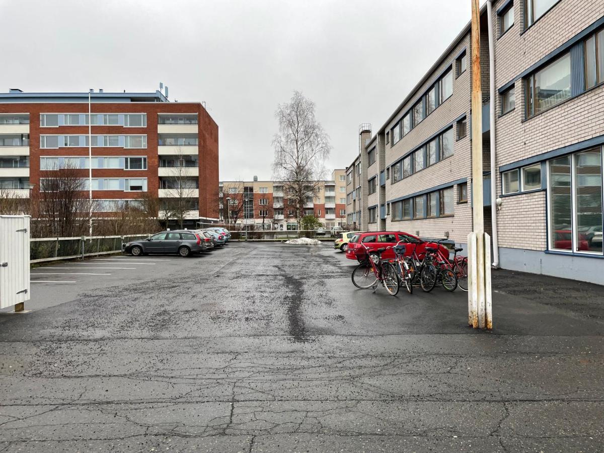 Kiva Majoitus 1-4Hloe, 500M Keskustaan, Parkkipaikka Apartment Oulu Exterior photo