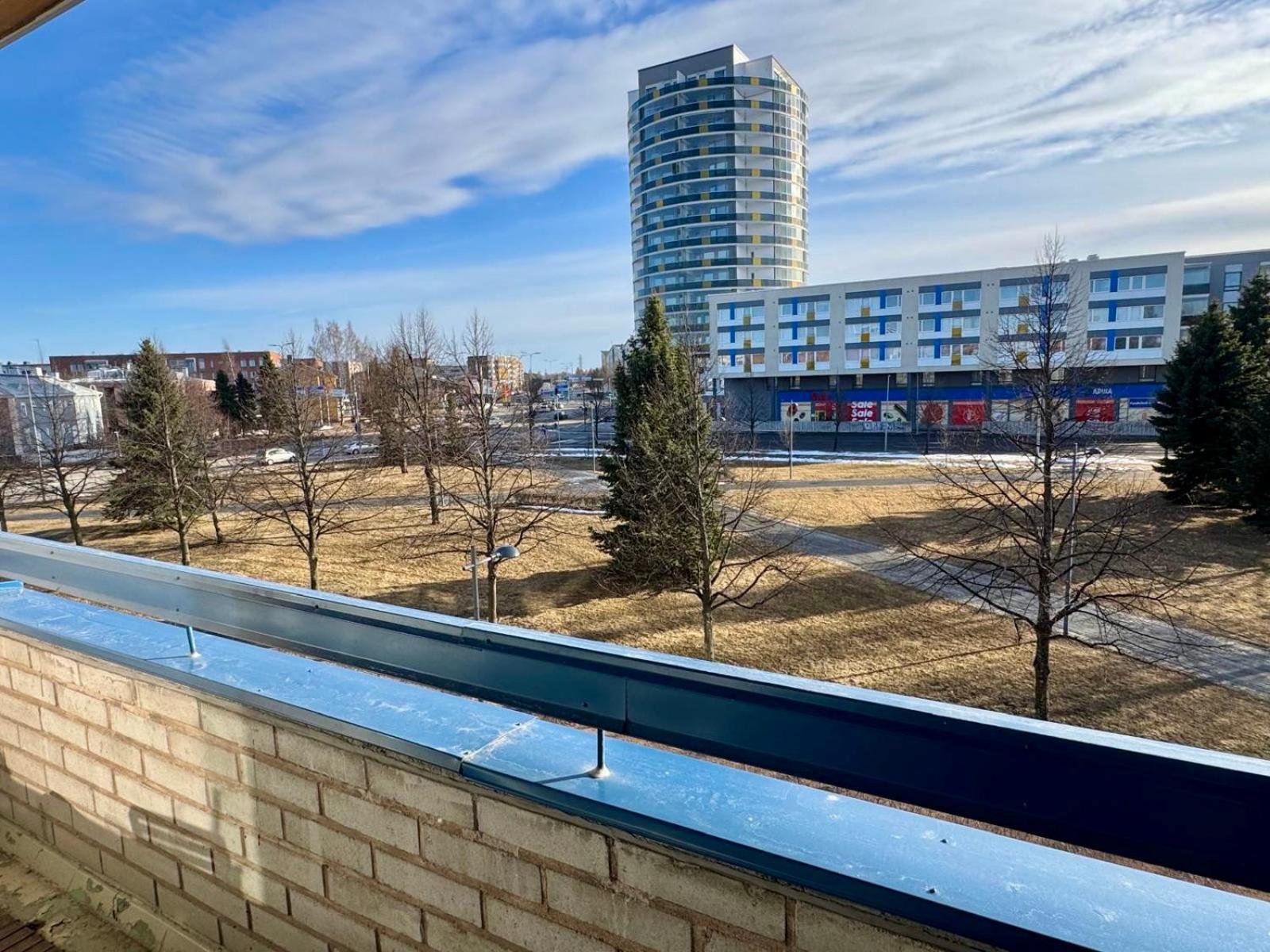 Kiva Majoitus 1-4Hloe, 500M Keskustaan, Parkkipaikka Apartment Oulu Exterior photo